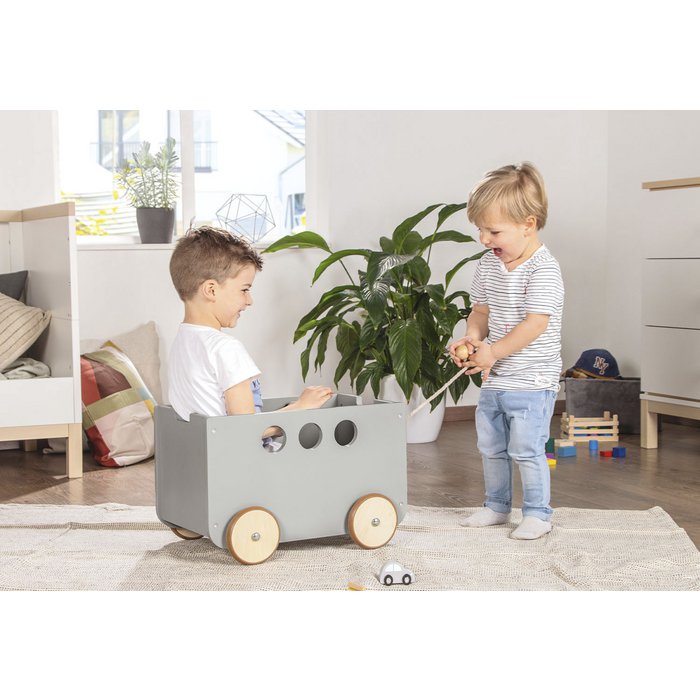 Speelgoedkist op wielen