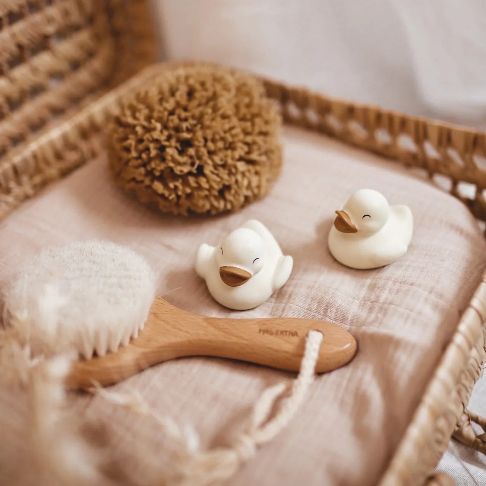 Mrs. Ertha Polly & Olly - Natural Bath Set